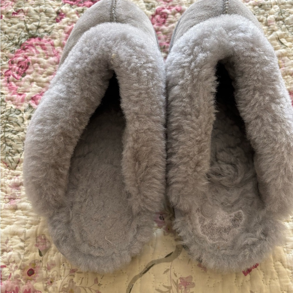 UGG Gray Coquette Sheepskin Slippers - Picture 5 of 6